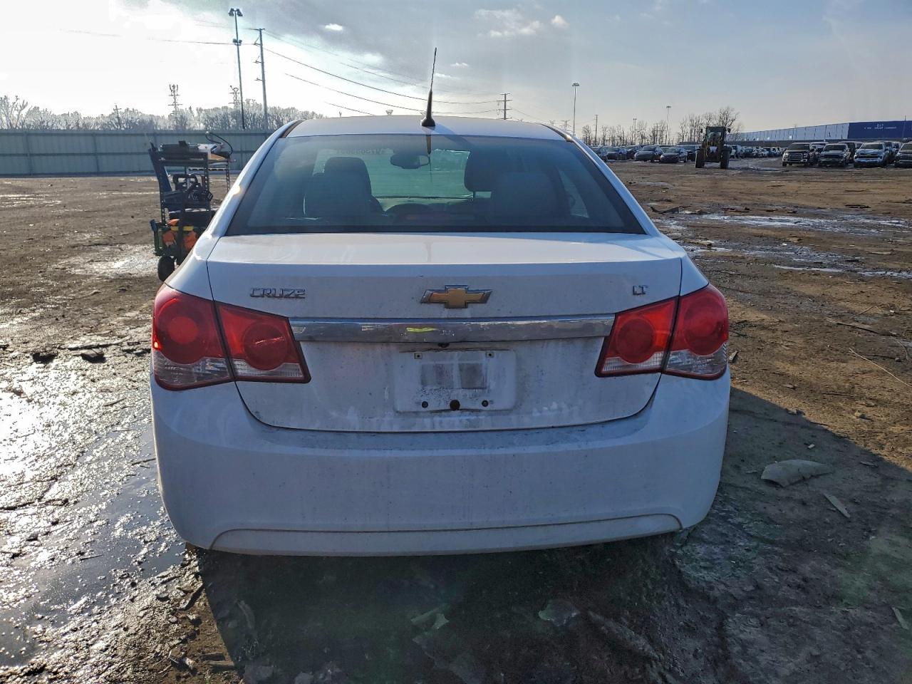 2014 CHEVROLET CRUZE LT photo 6