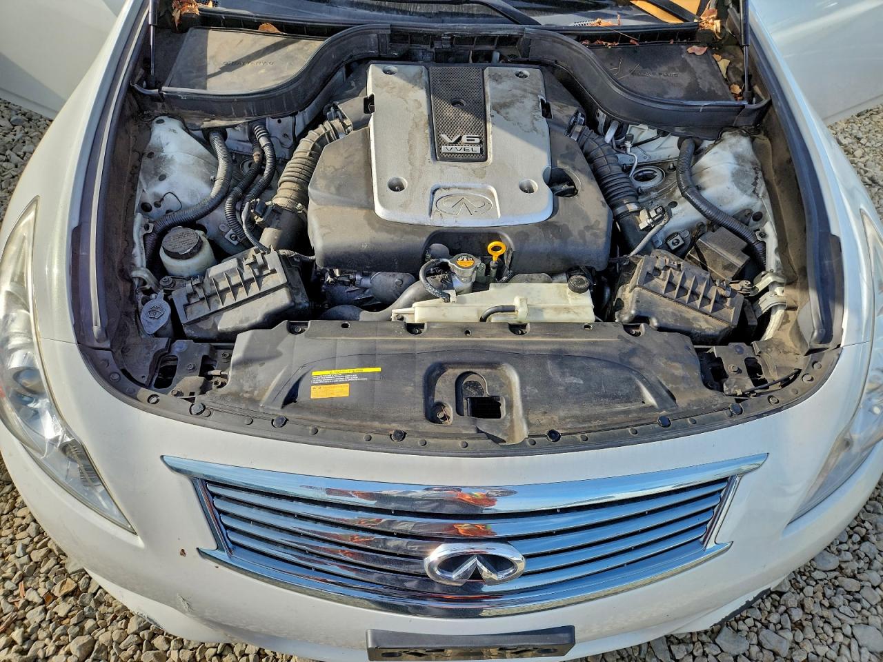 2012 INFINITI G37 BASE photo 11