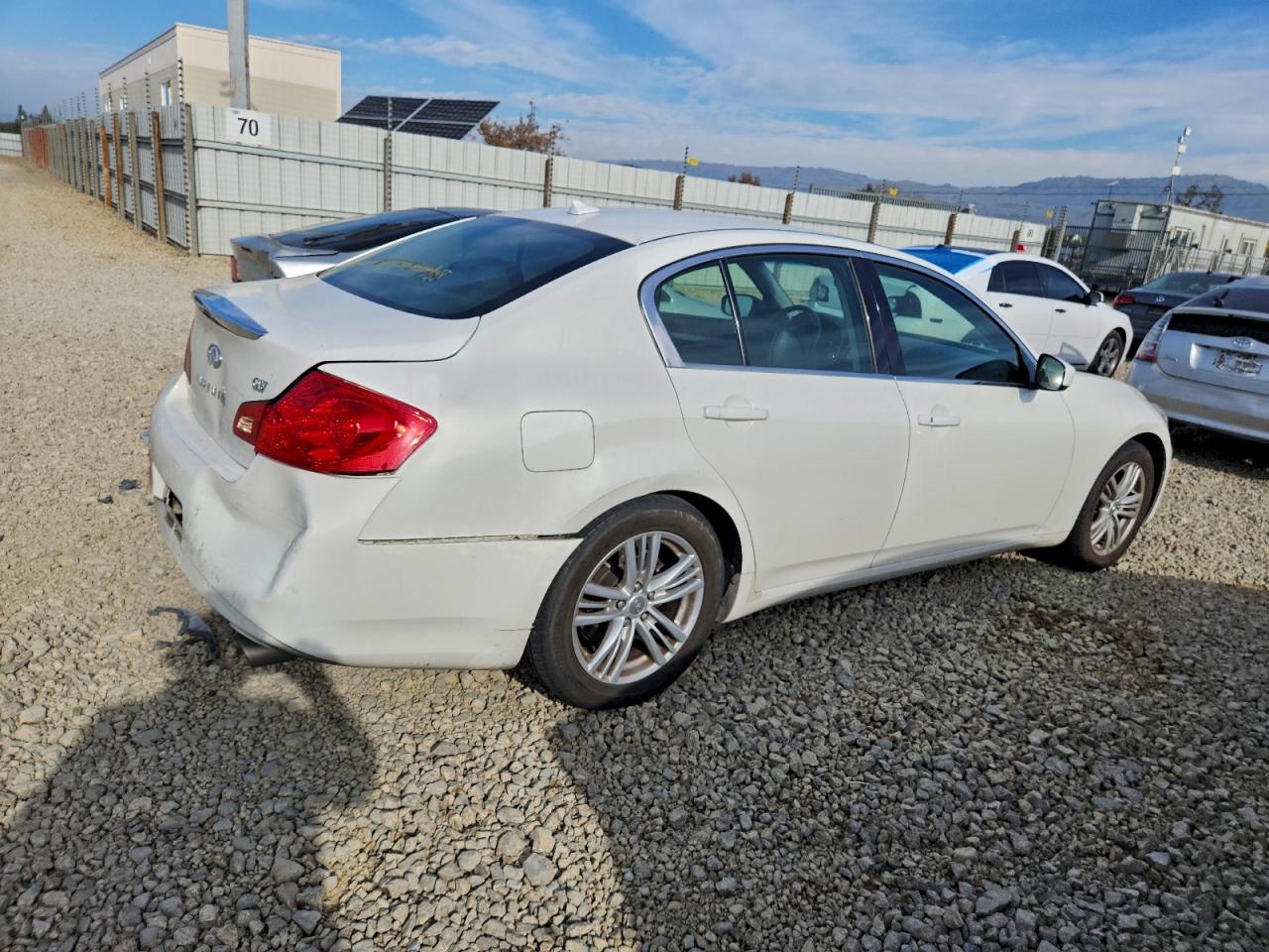 2012 INFINITI G37 BASE photo 3