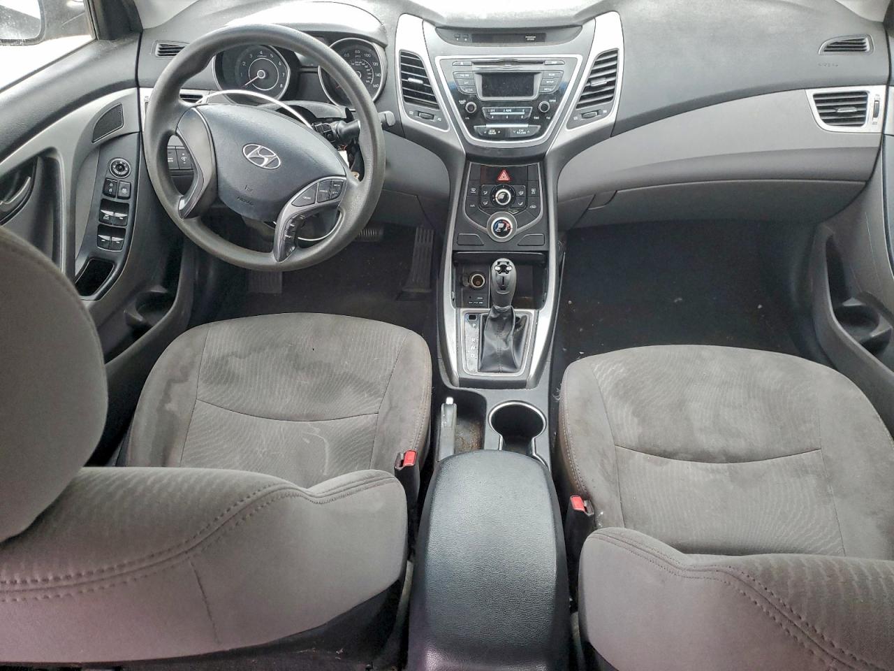 2015 HYUNDAI ELANTRA SE photo 8