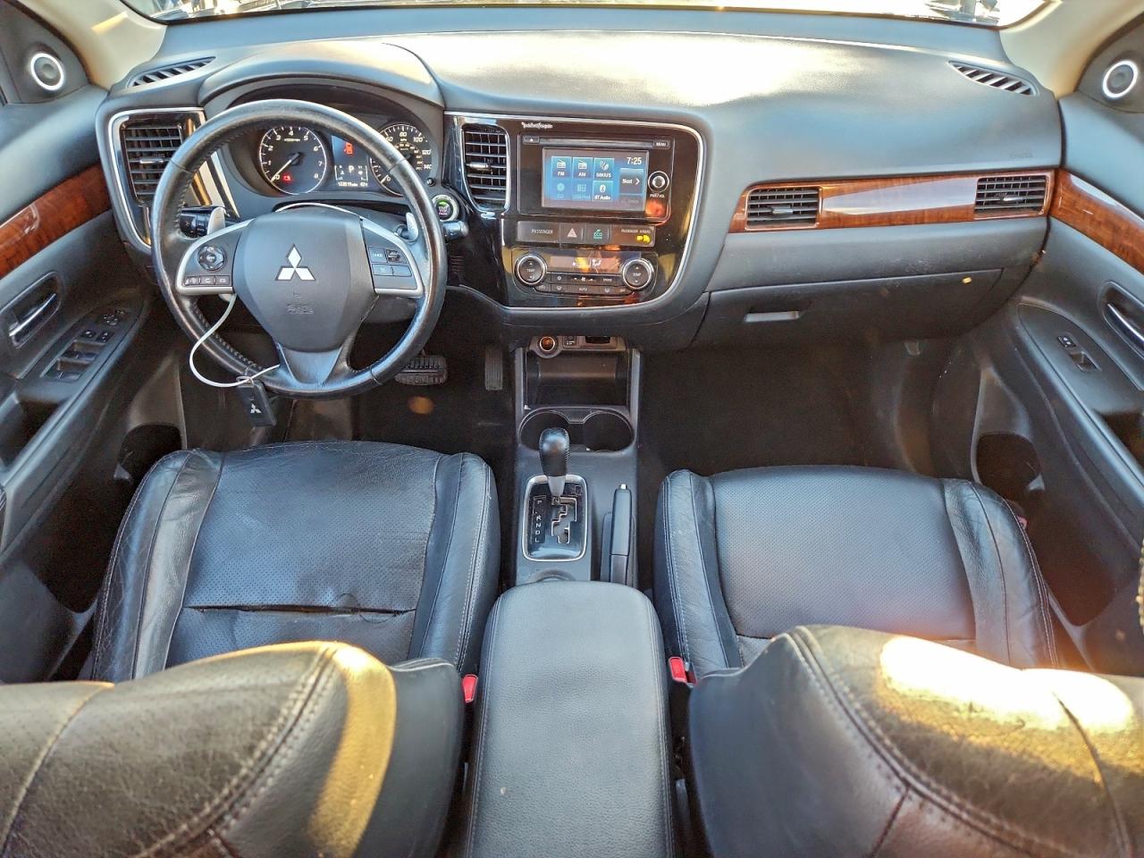 2014 MITSUBISHI OUTLANDER GT photo 15