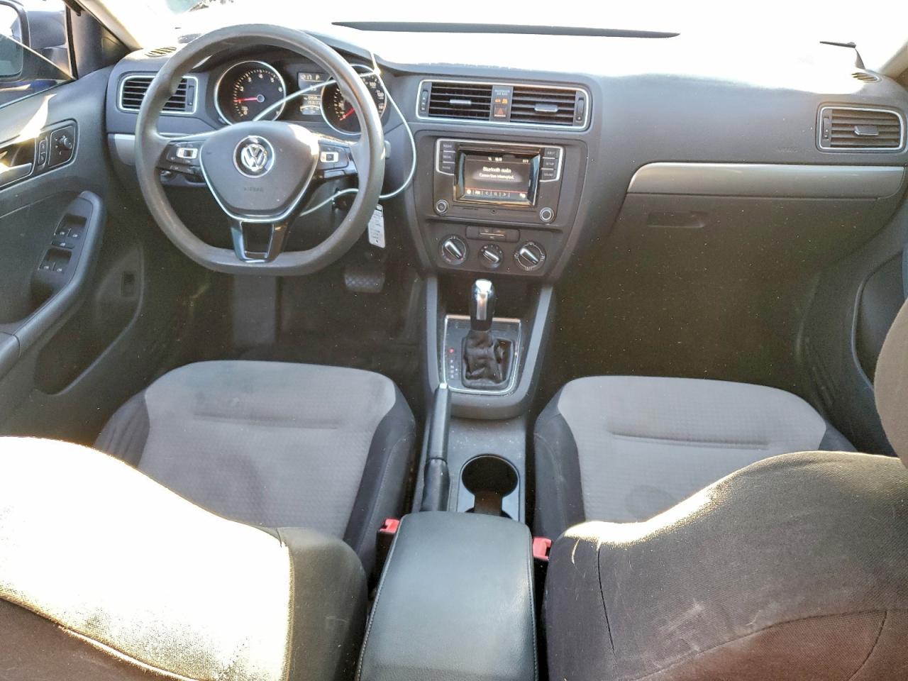 2017 VOLKSWAGEN JETTA S photo 8