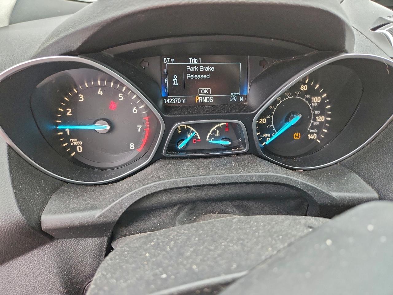 2017 FORD ESCAPE SE photo 9