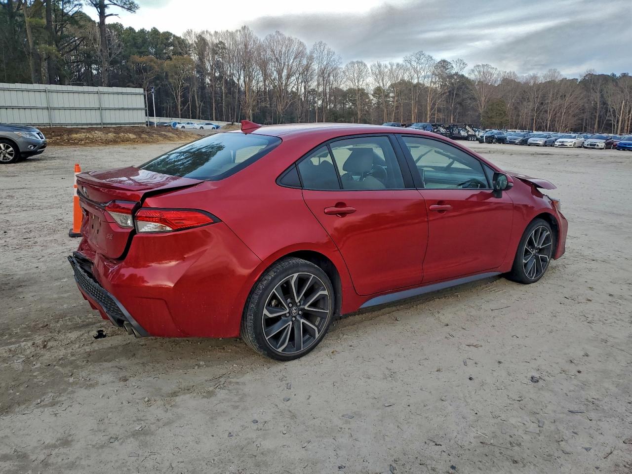 2020 TOYOTA COROLLA SE photo 3