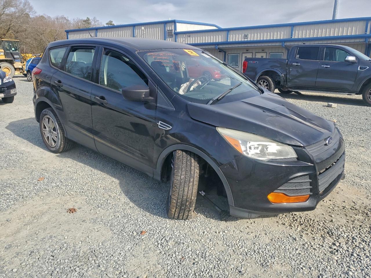 2014 FORD ESCAPE S photo 4