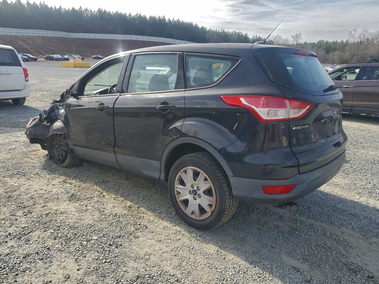 2014 FORD ESCAPE S photo 2