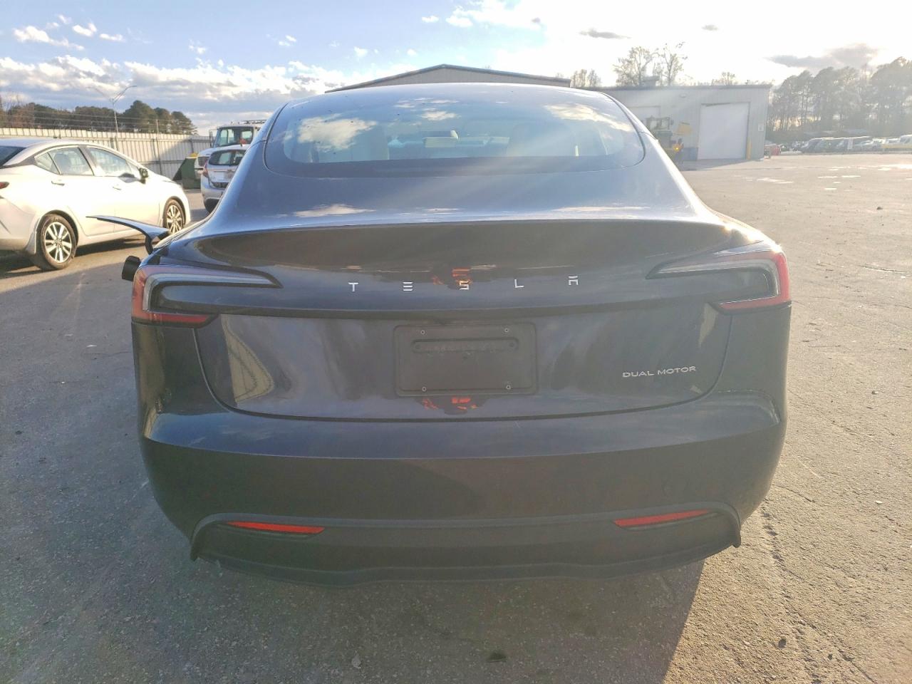 2024 TESLA MODEL 3 photo 6