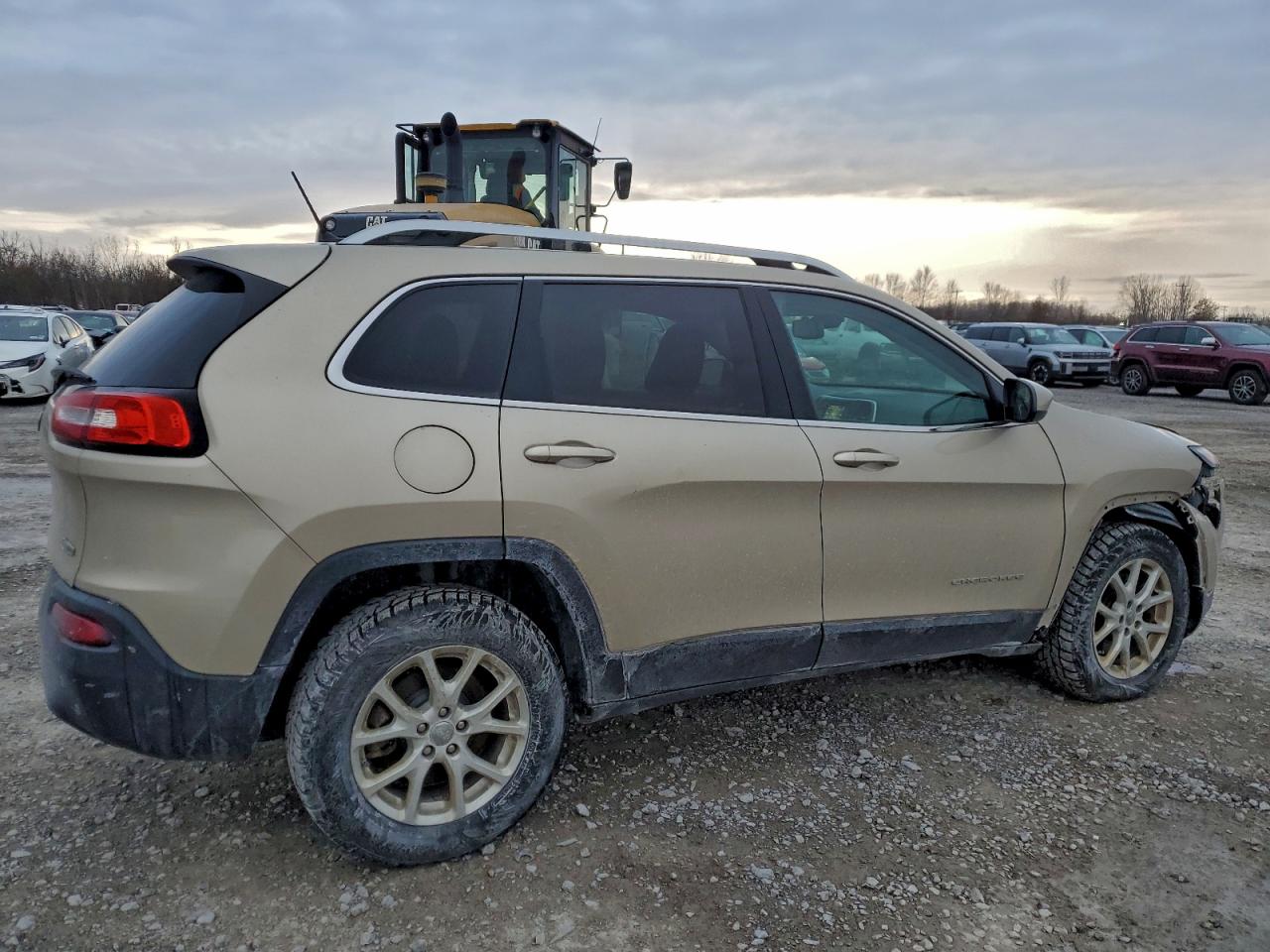 2014 JEEP CHEROKEE LATITUDE photo 3