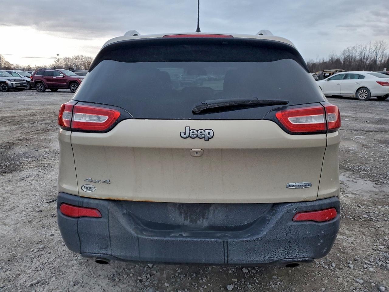 2014 JEEP CHEROKEE LATITUDE photo 6