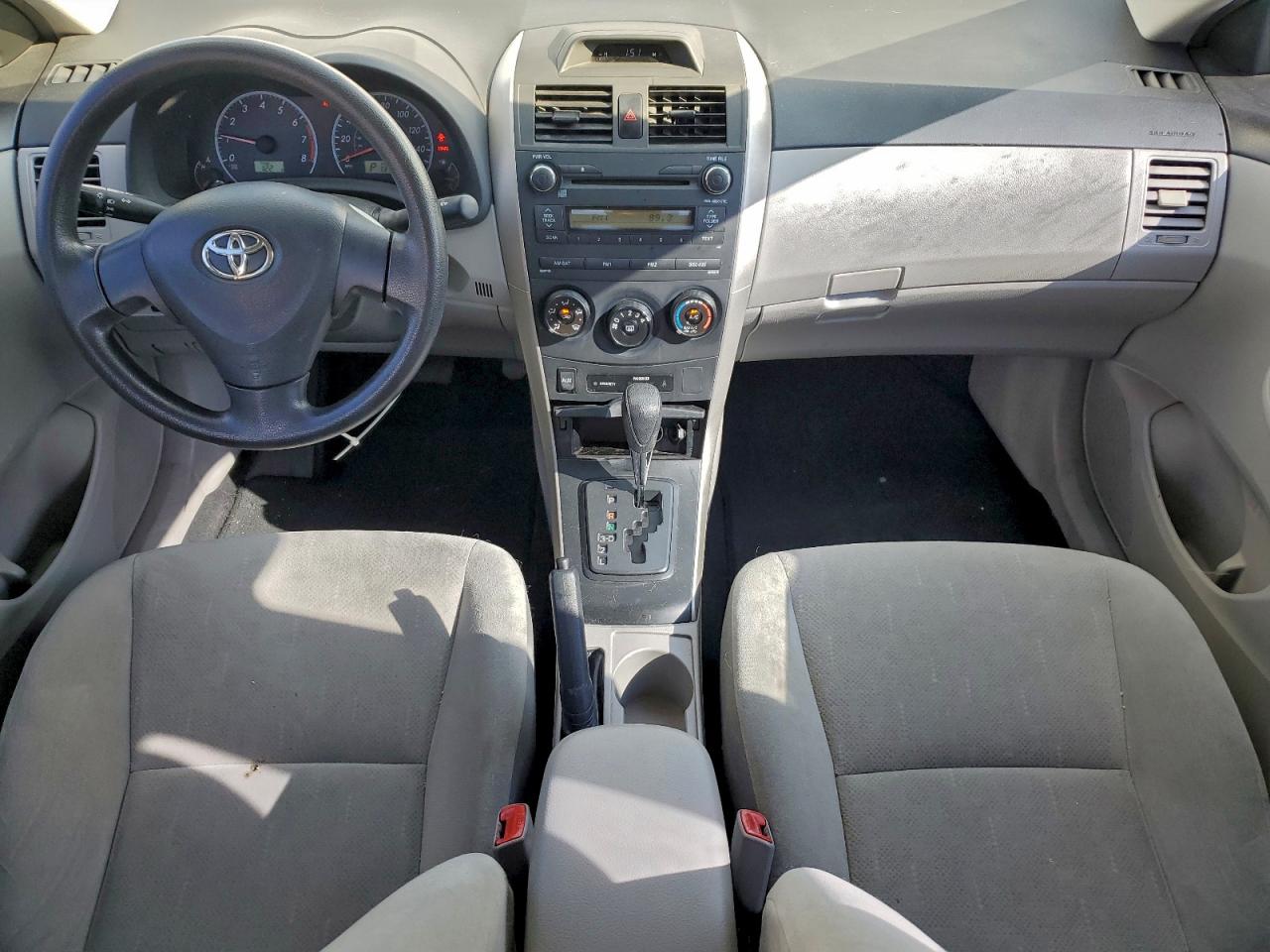 2013 TOYOTA COROLLA BASE photo 8