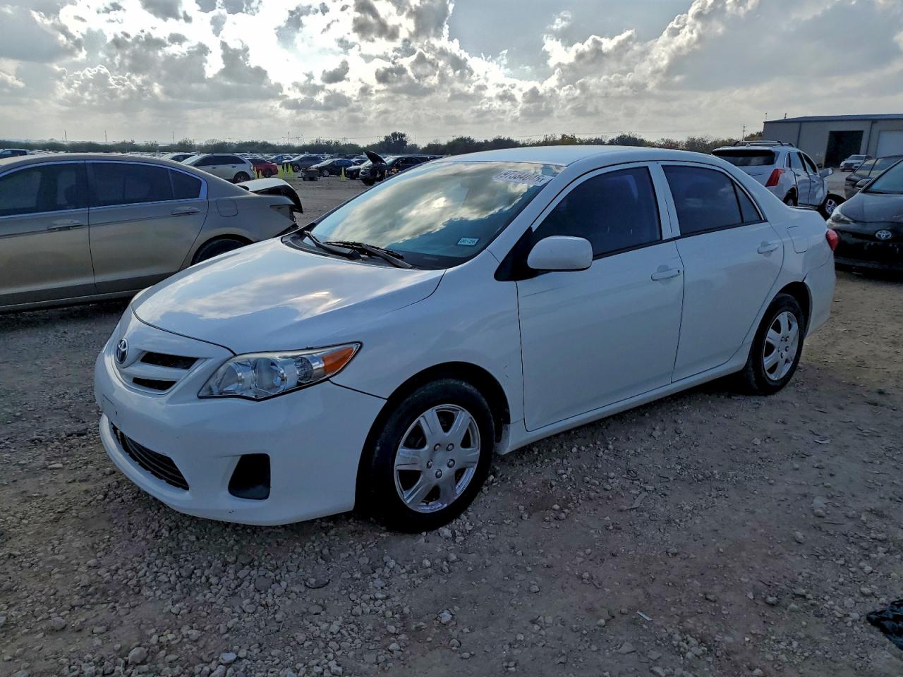 2013 TOYOTA COROLLA