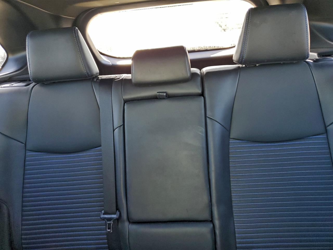 2022 TOYOTA RAV4 XSE photo 10