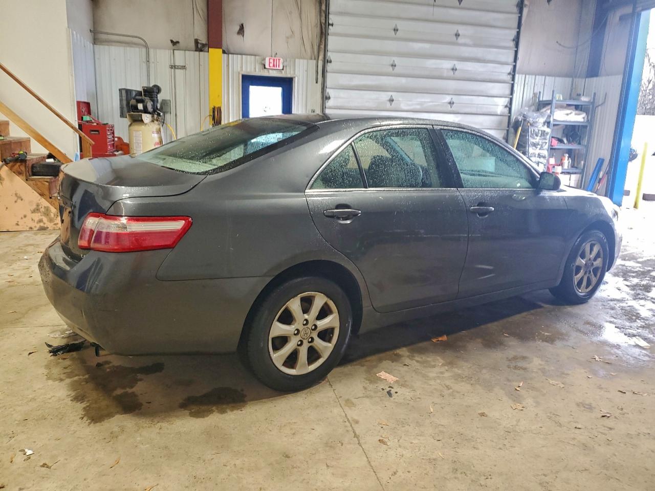 2009 TOYOTA CAMRY BASE photo 3