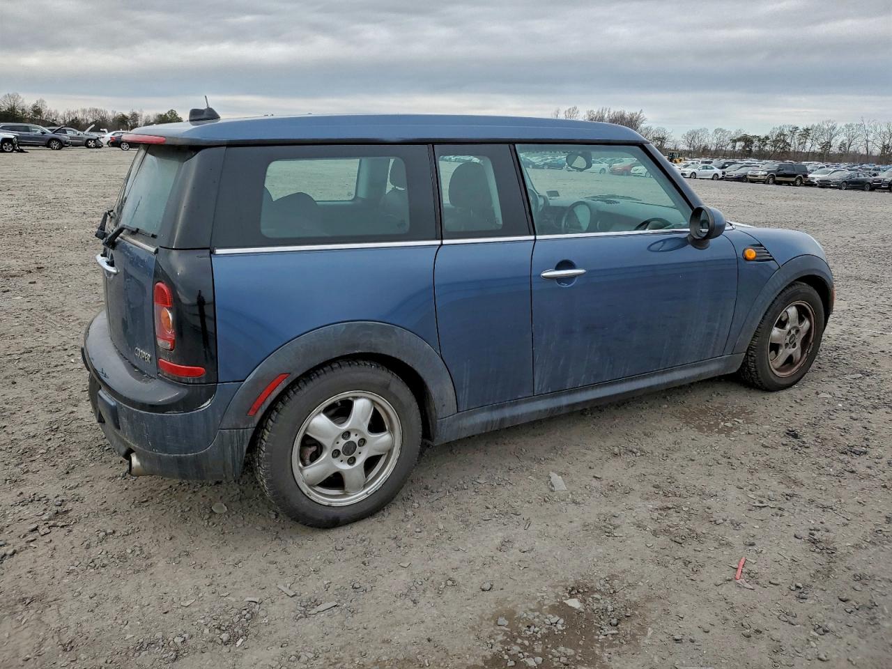 2009 MINI COOPER CLUBMAN photo 3