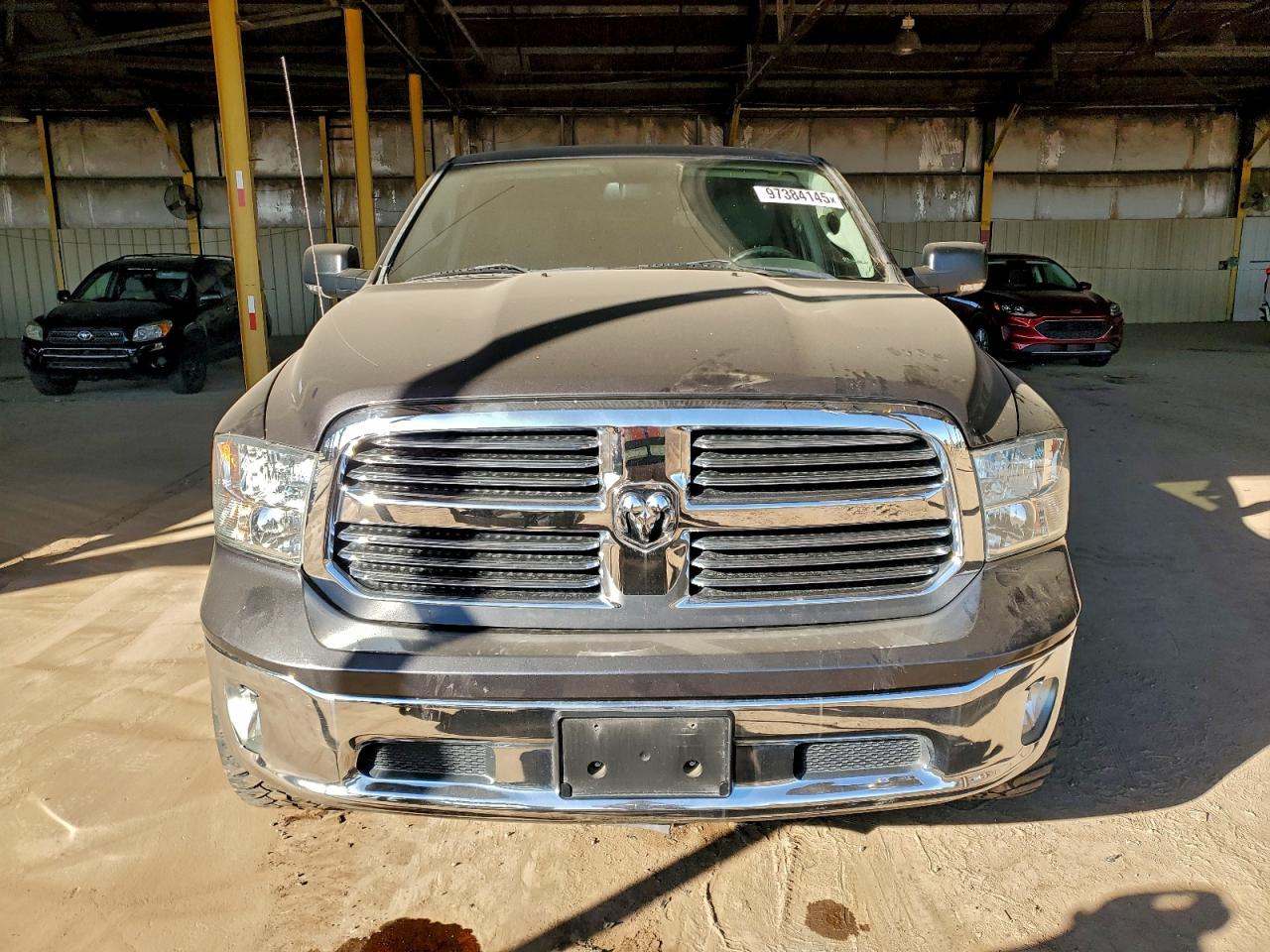 2015 RAM 1500 SLT photo 13