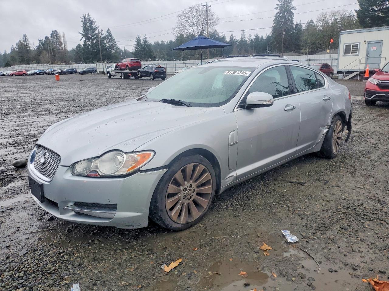 2009 JAGUAR XF