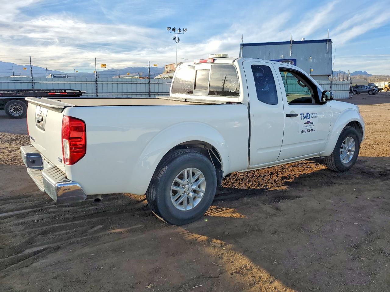 2019 NISSAN FRONTIER S photo 3