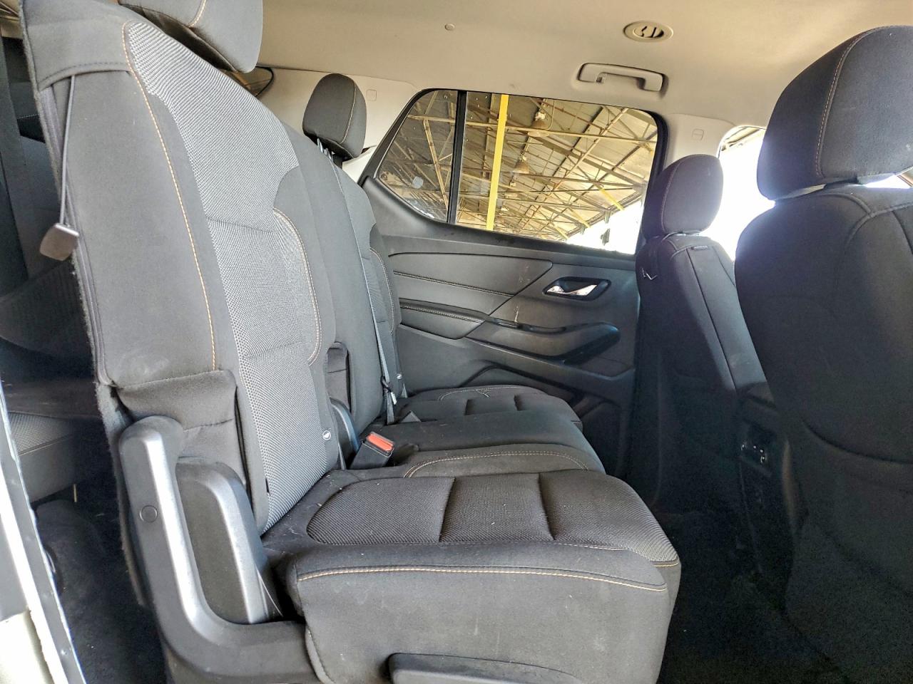 2020 CHEVROLET TRAVERSE LS photo 11