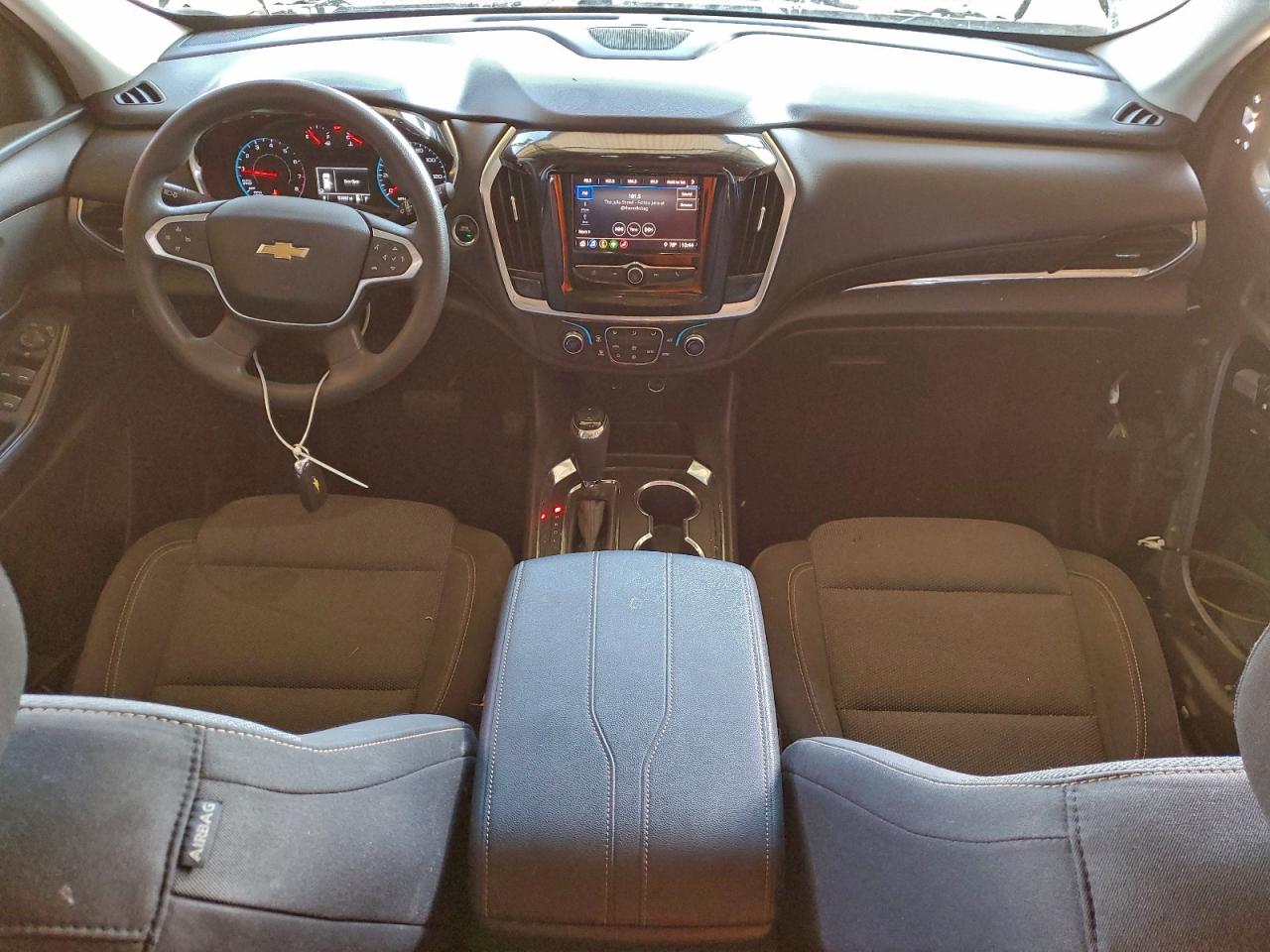 2020 CHEVROLET TRAVERSE LS photo 8