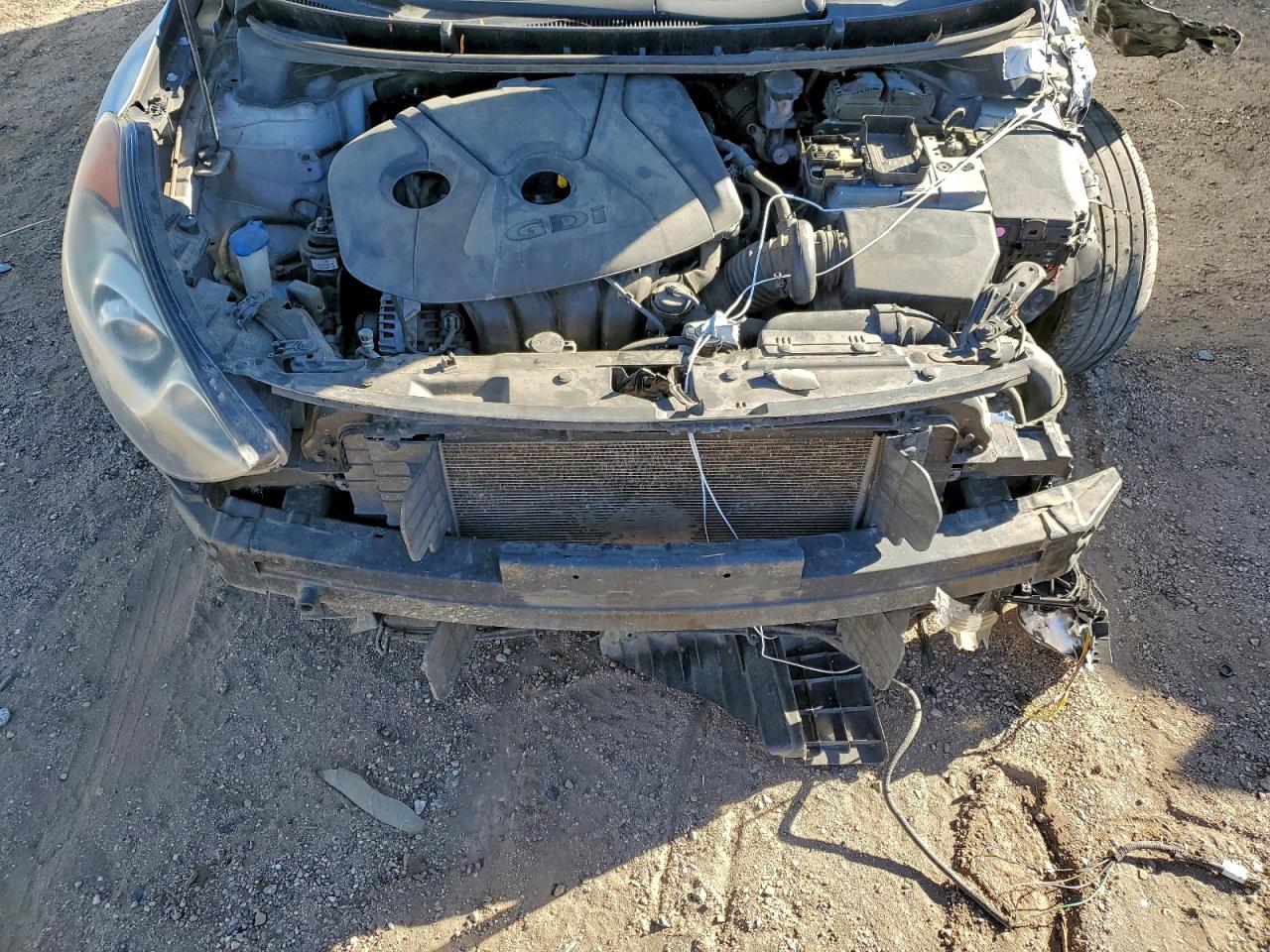2016 HYUNDAI ELANTRA GT photo 11