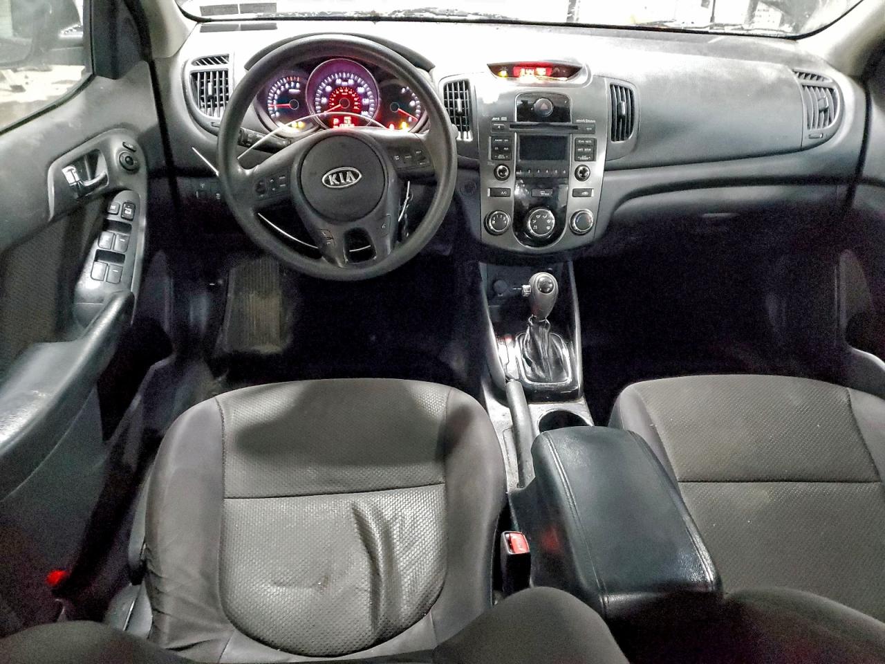 2013 KIA FORTE EX photo 8