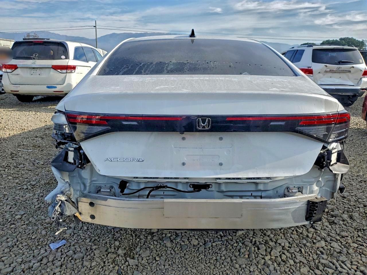 2025 HONDA ACCORD SE photo 6