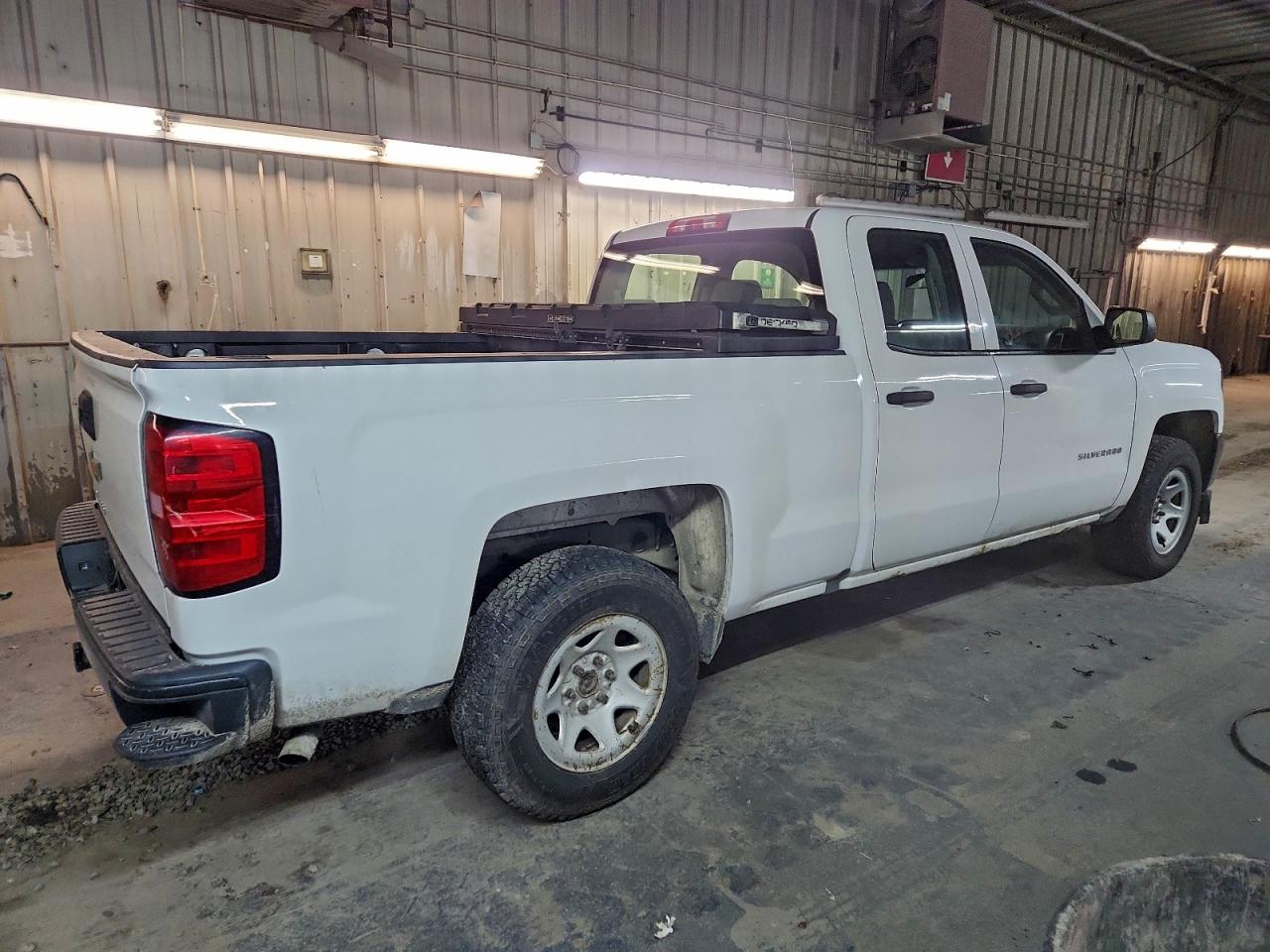 2016 CHEVROLET SILVERADO K1500 photo 3
