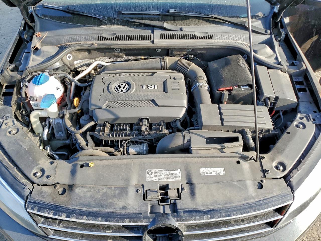 2015 VOLKSWAGEN JETTA SE photo 21