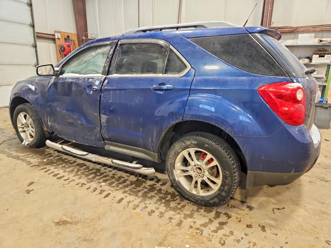 2010 CHEVROLET EQUINOX LT photo 2