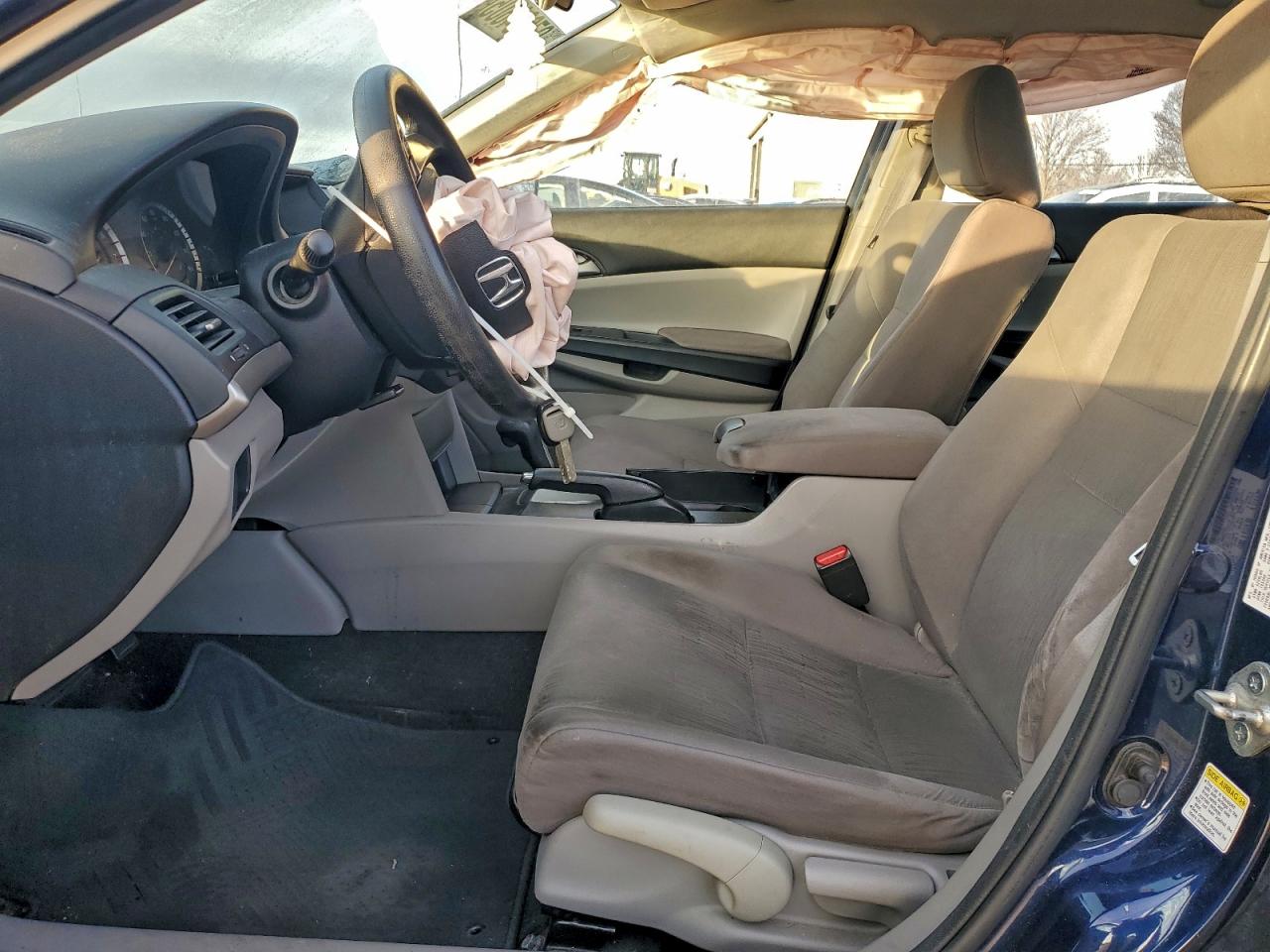 2012 HONDA ACCORD LX photo 7