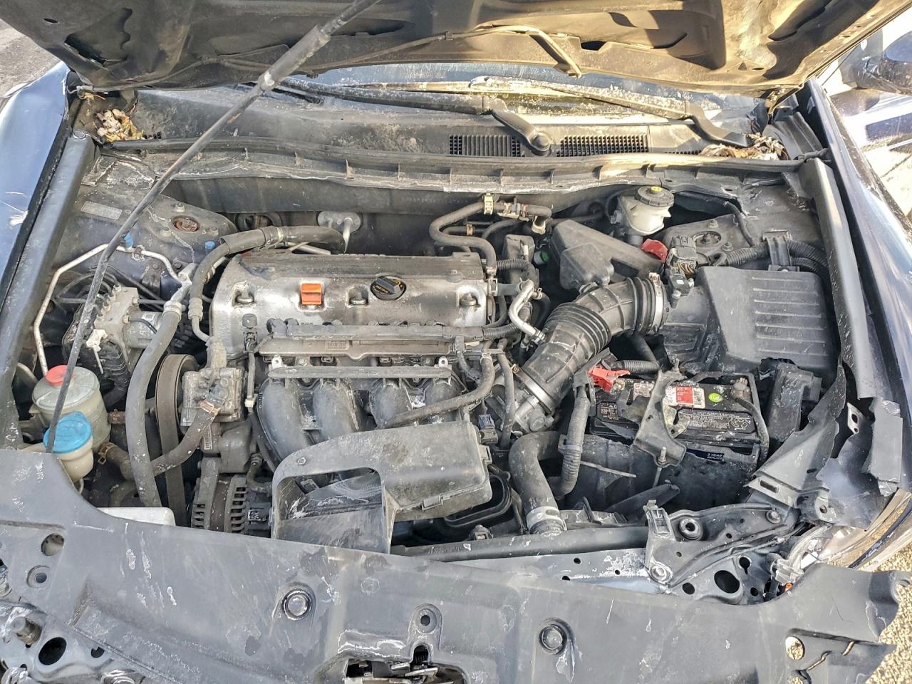 2012 HONDA ACCORD LX photo 11