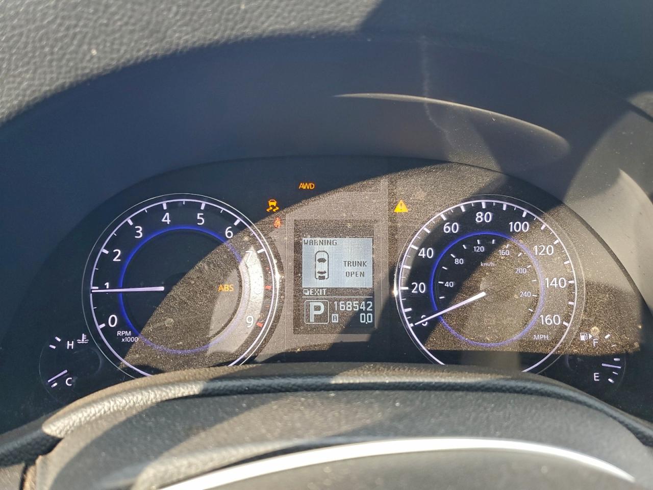 2013 INFINITI G37 photo 9