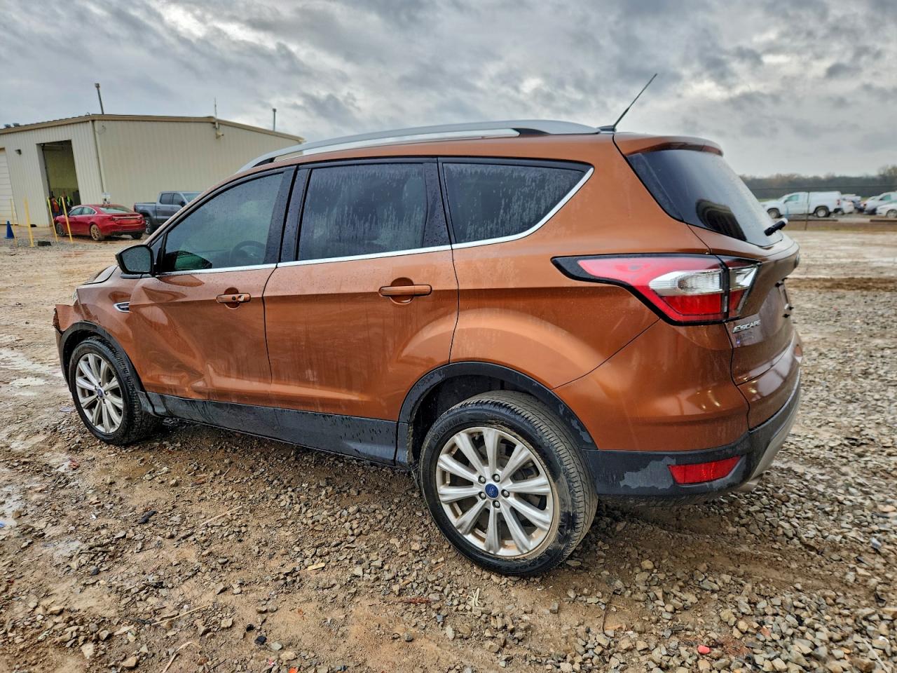 2017 FORD ESCAPE TITANIUM photo 2