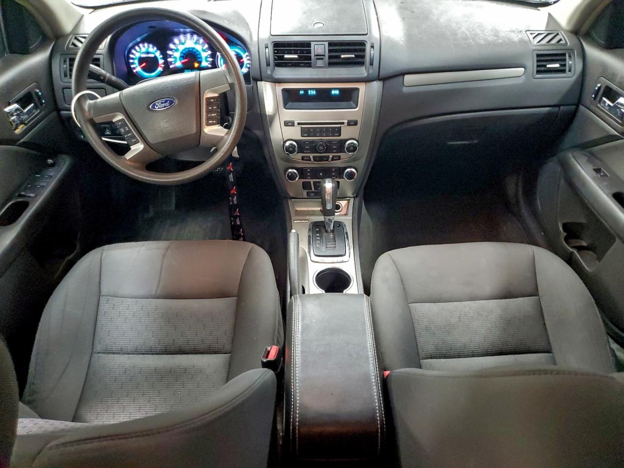 2011 FORD FUSION SE photo 8
