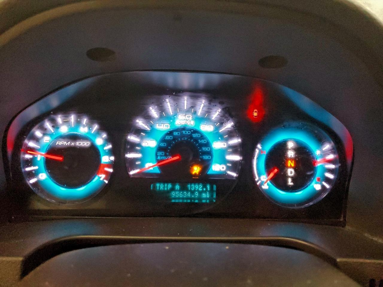 2011 FORD FUSION SE photo 9