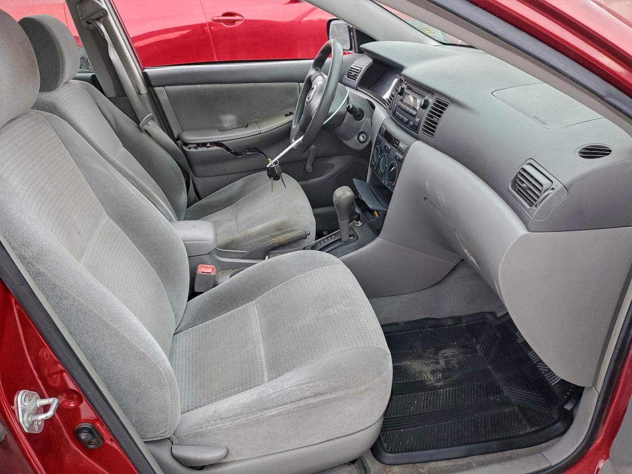2006 TOYOTA COROLLA CE photo 7