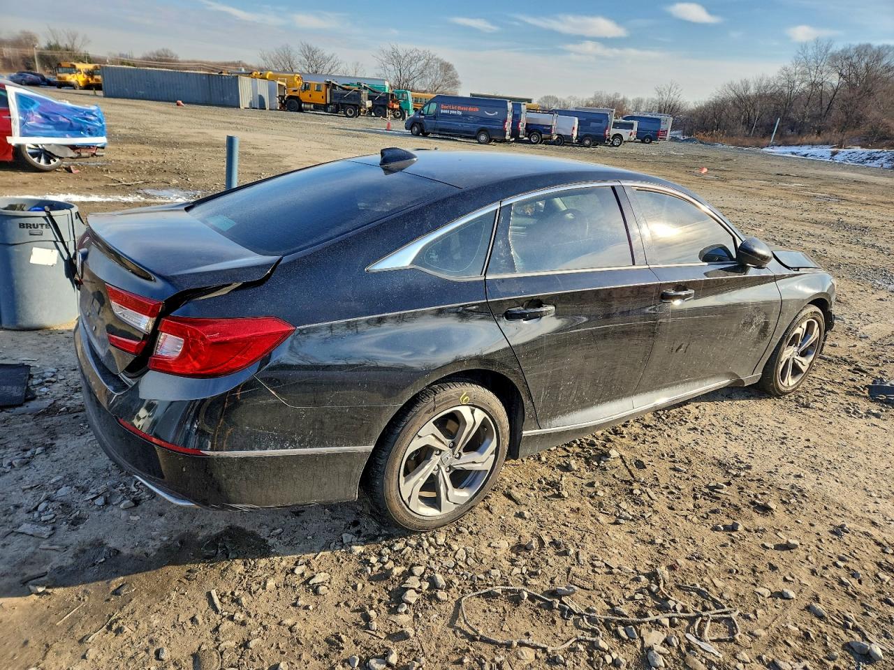 2018 HONDA ACCORD EXL photo 3