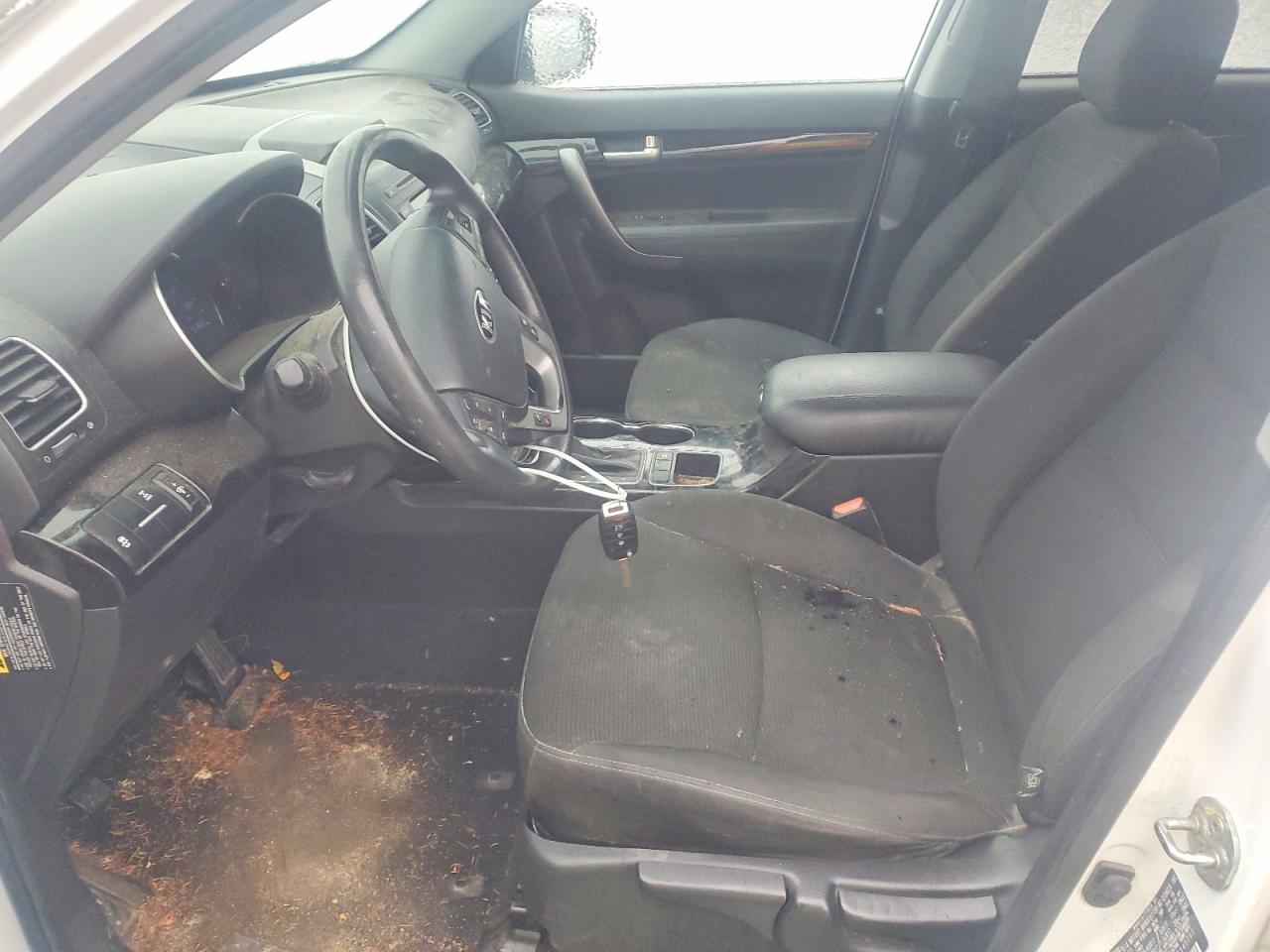 2014 KIA SORENTO LX photo 7