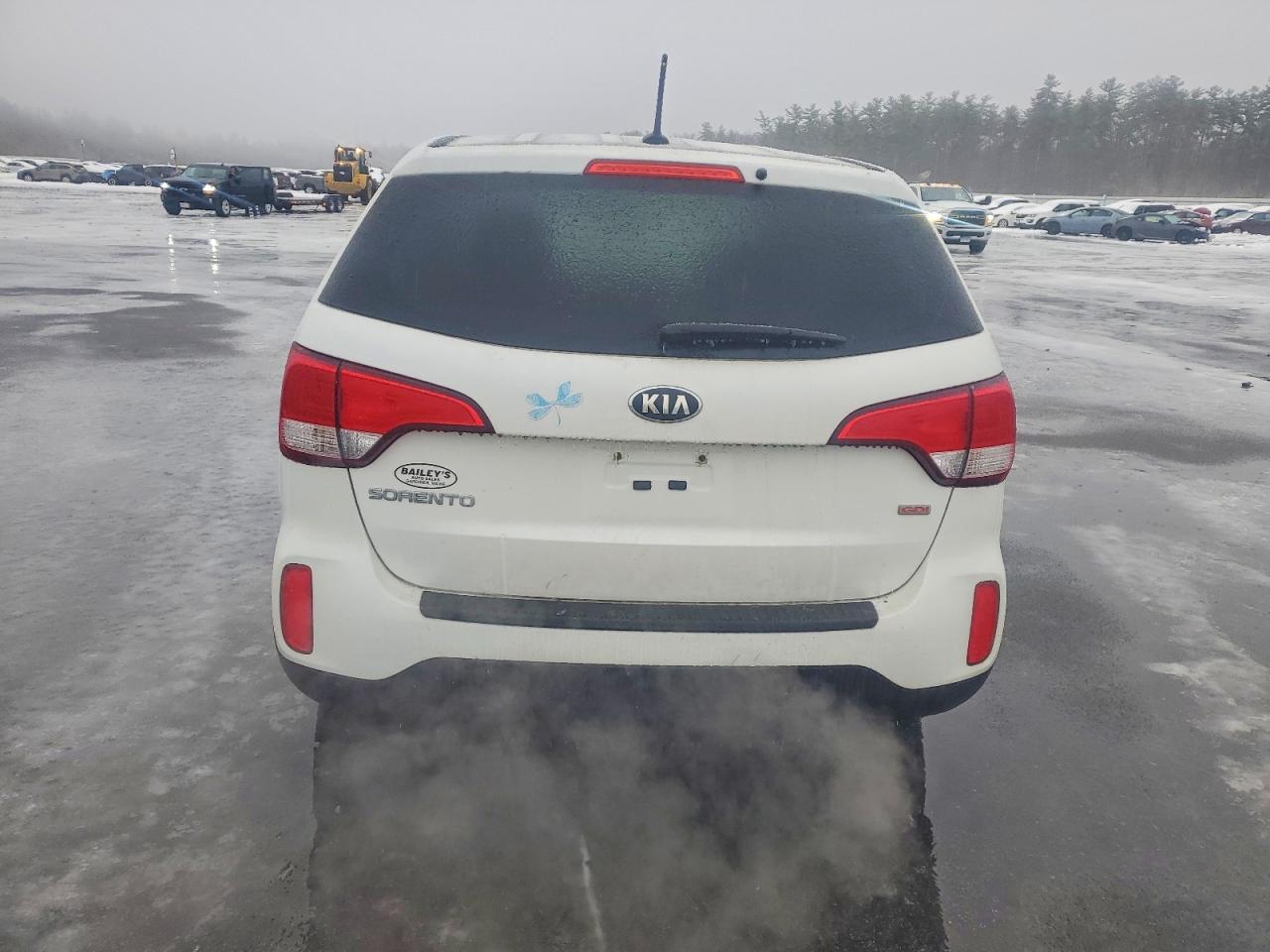 2014 KIA SORENTO LX photo 6