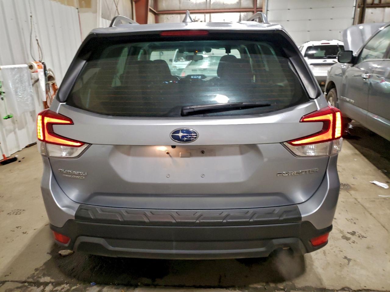 2019 SUBARU FORESTER PREMIUM photo 11