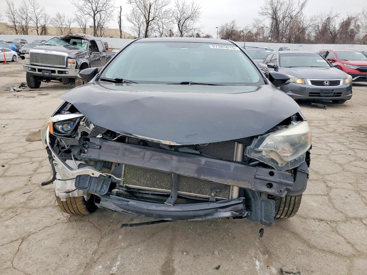 2014 TOYOTA COROLLA L photo 5