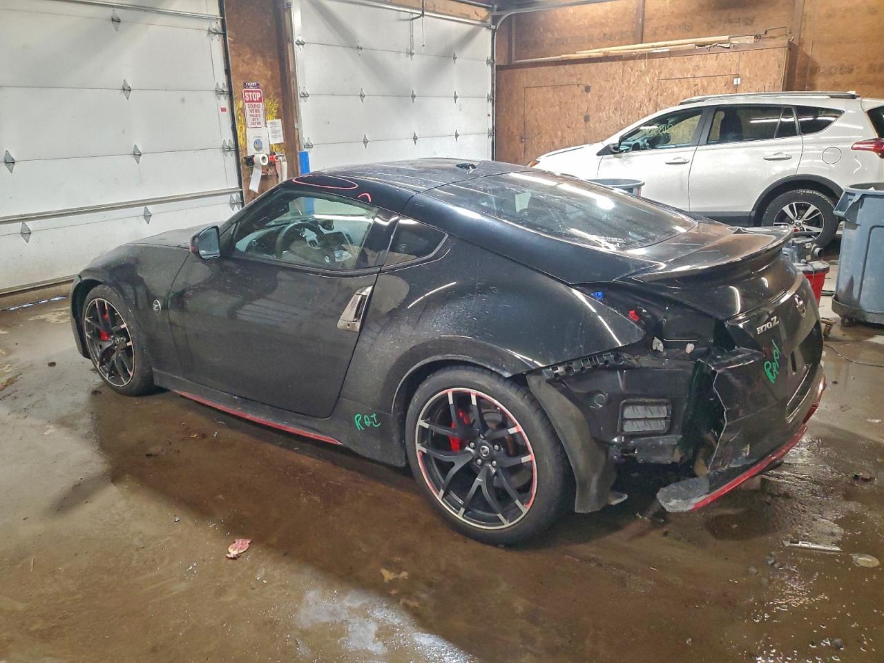 2019 NISSAN 370Z BASE photo 2