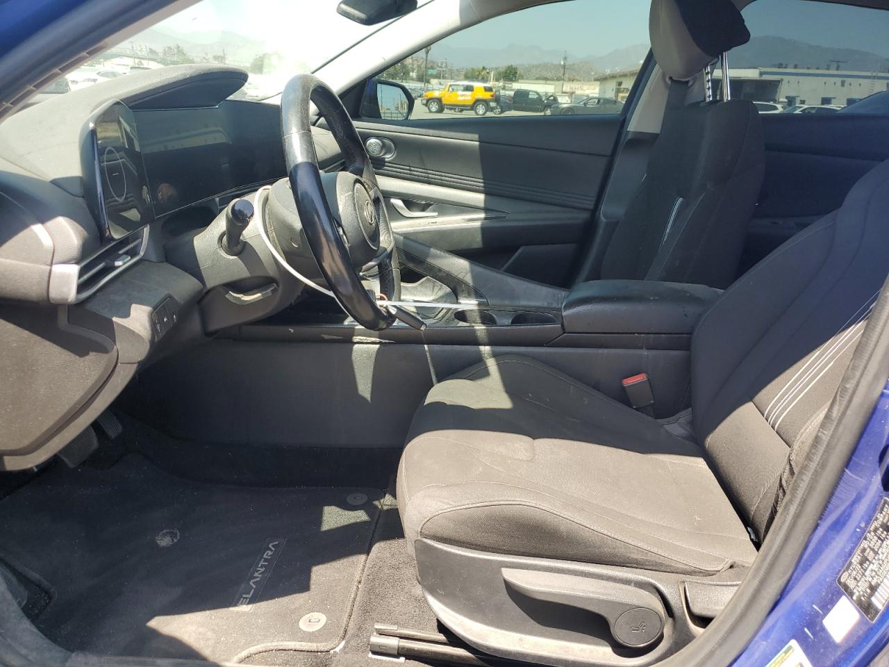 2023 HYUNDAI ELANTRA SEL photo 7