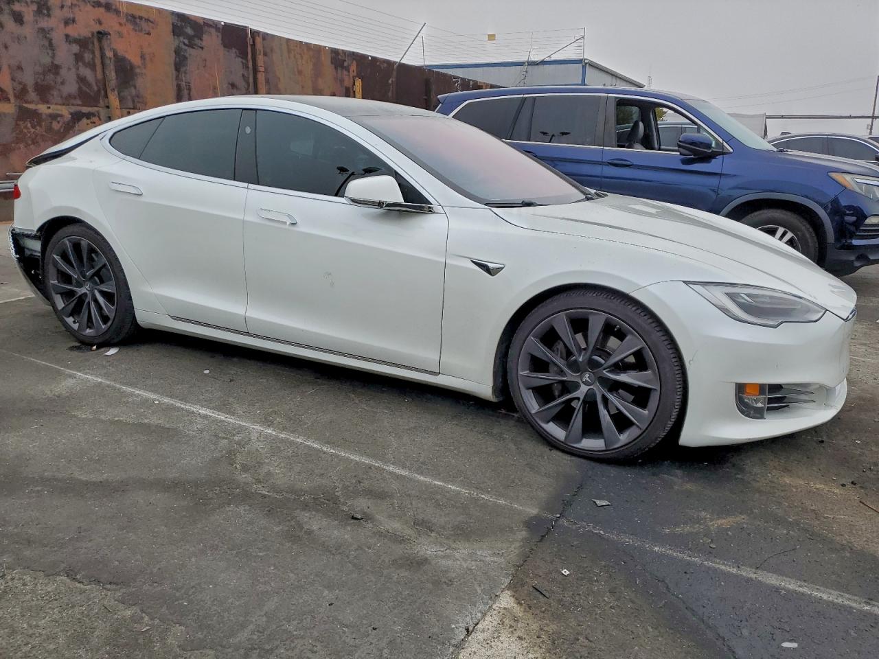 2018 TESLA MODEL S photo 4