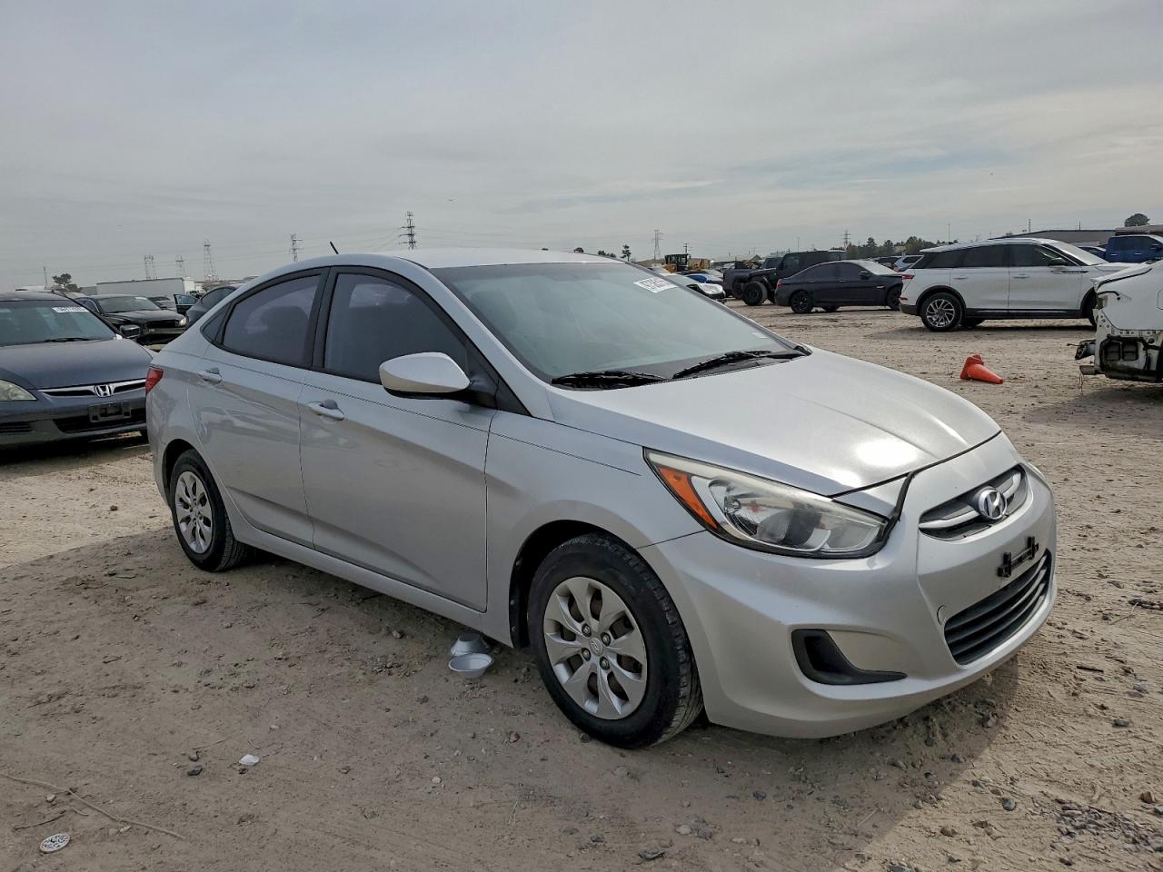 2016 HYUNDAI ACCENT SE photo 7