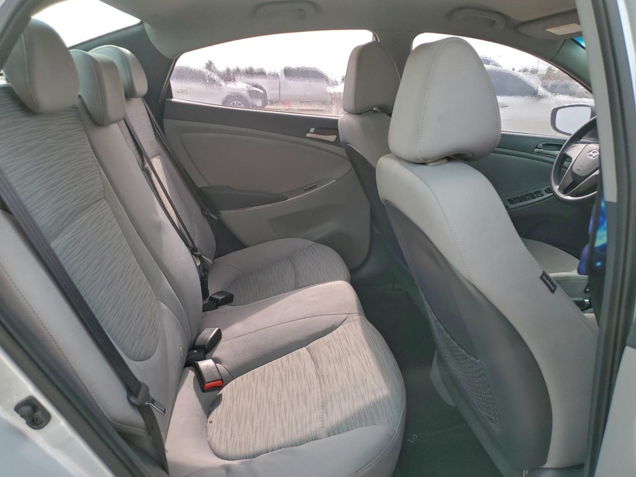 2016 HYUNDAI ACCENT SE photo 19