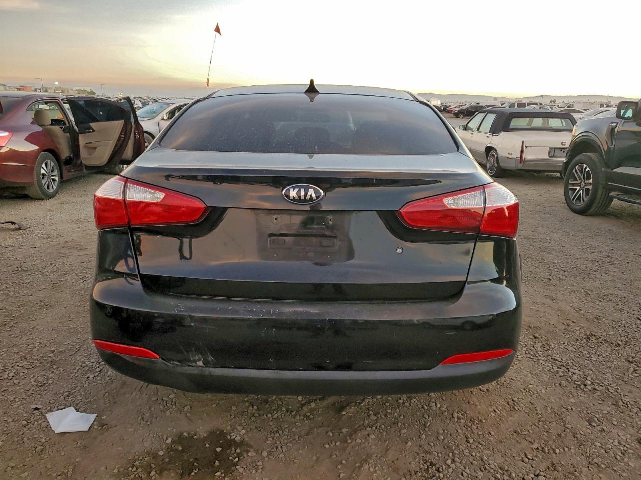 2015 KIA FORTE LX photo 6
