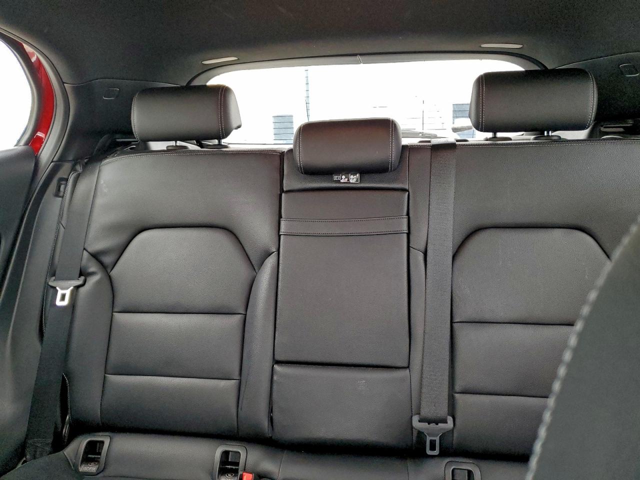 2019 MERCEDES-BENZ GLA 250 photo 10