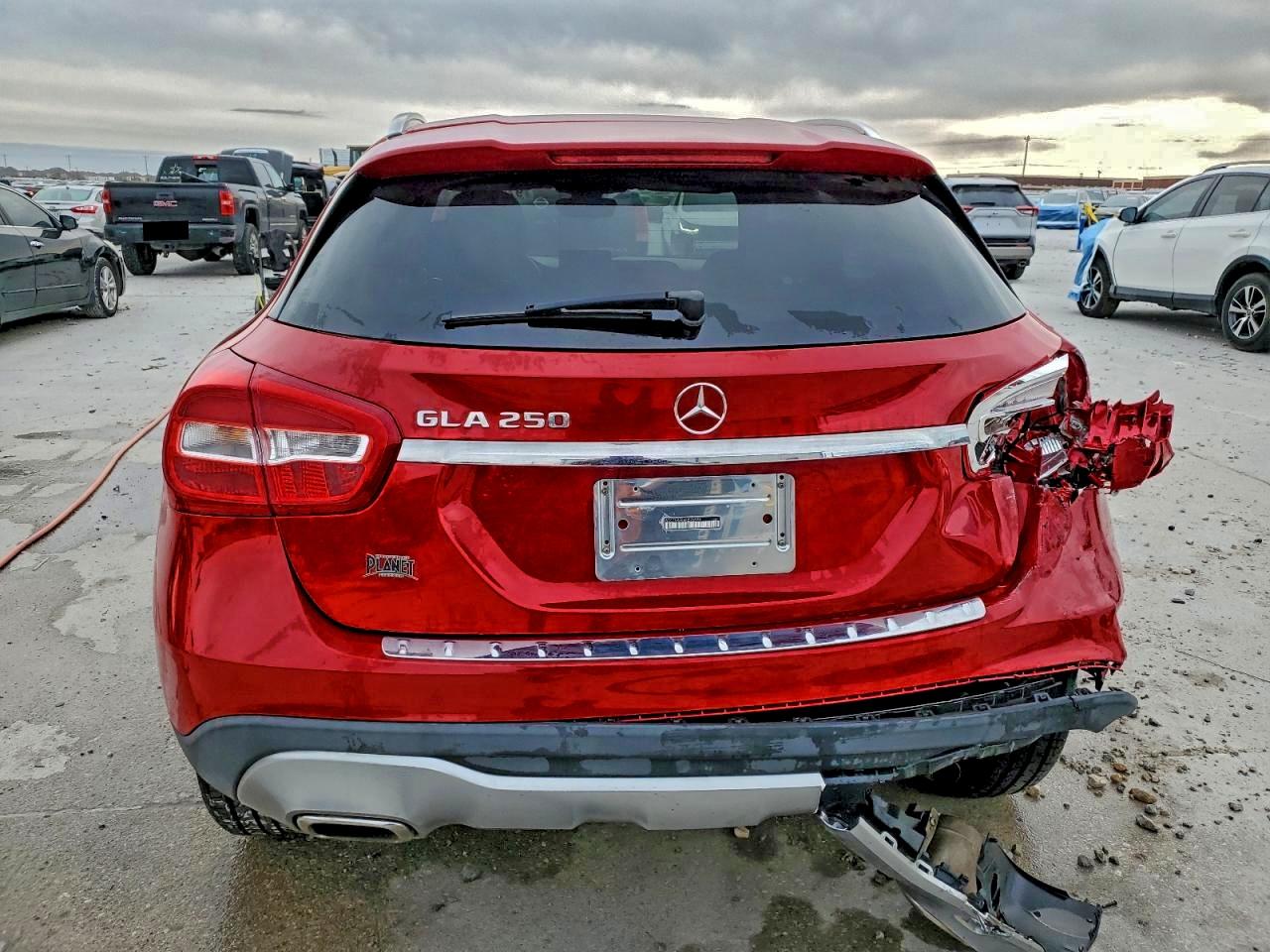2019 MERCEDES-BENZ GLA 250 photo 6