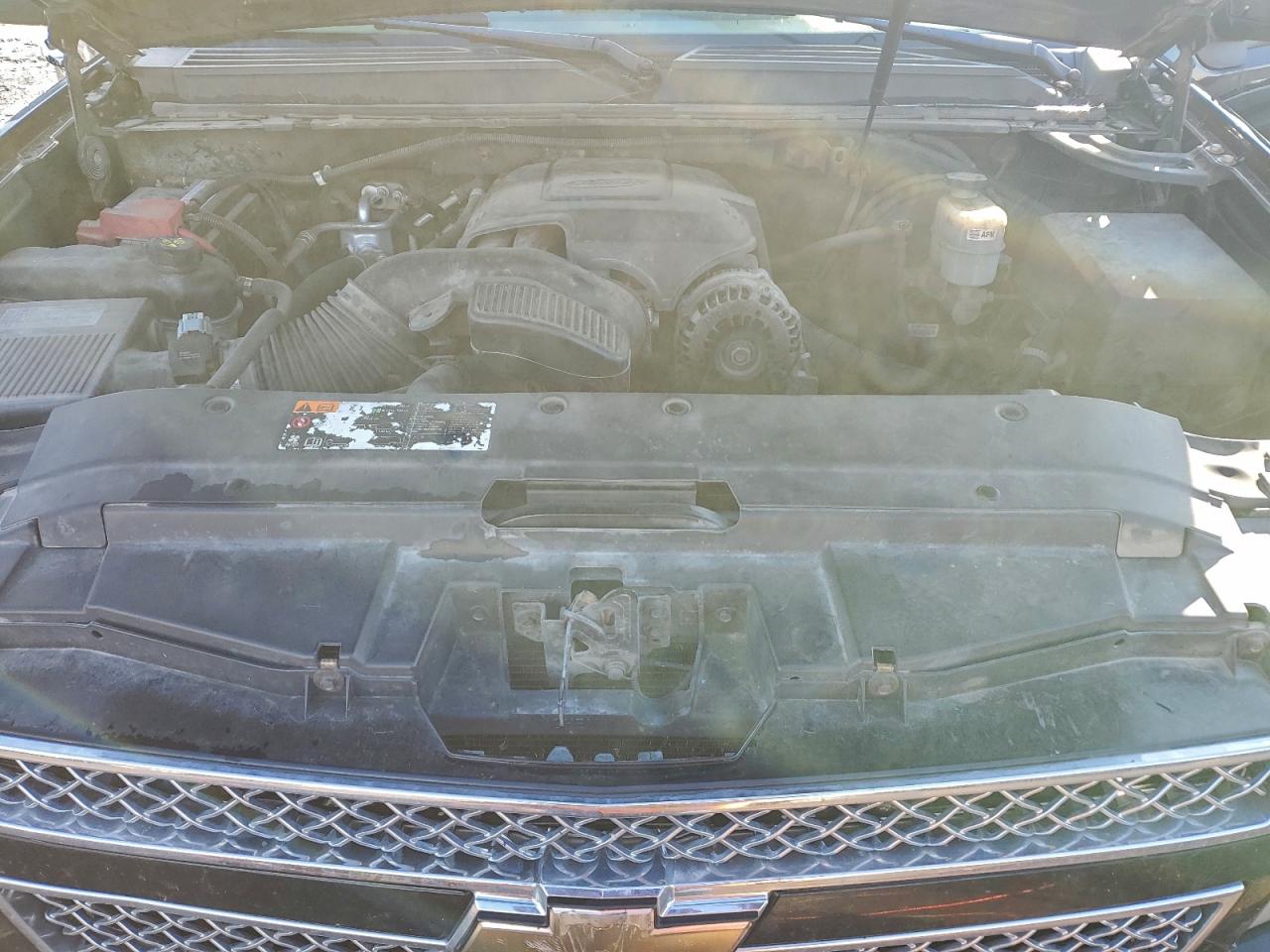 2011 CHEVROLET SUBURBAN K1500 LTZ photo 23